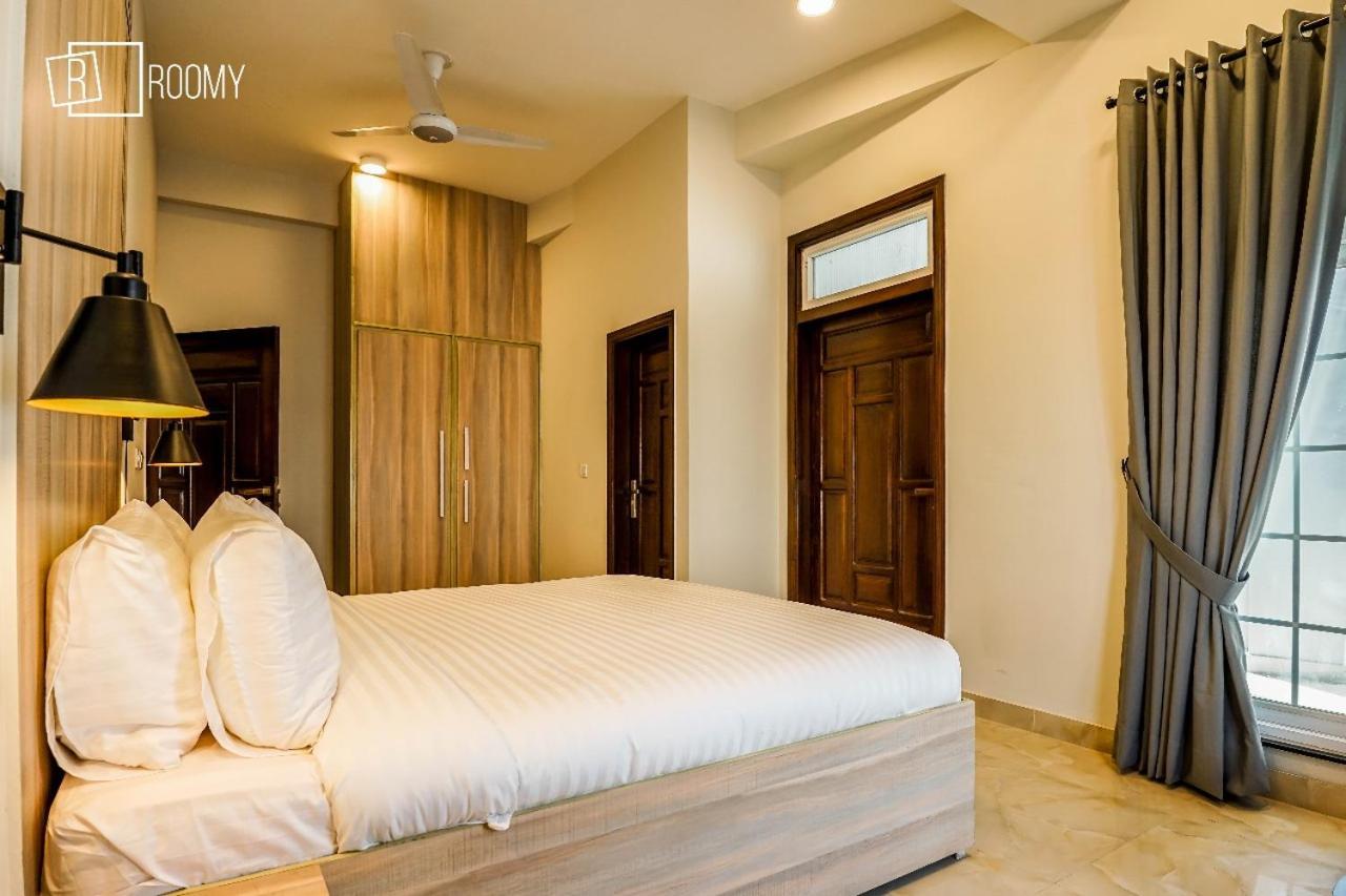 Roomy Crossroads Hotel, Peşaver Dış mekan fotoğraf